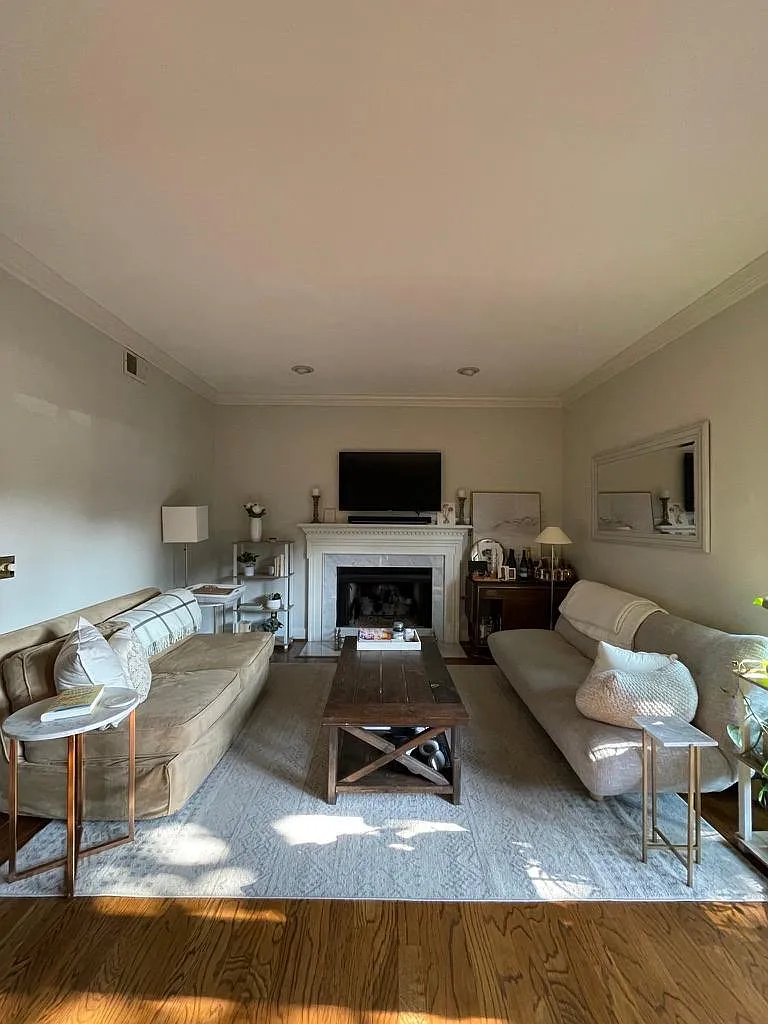 2 bed, 2.5 bath, 1430 sqft, $2,500 — Photo 4