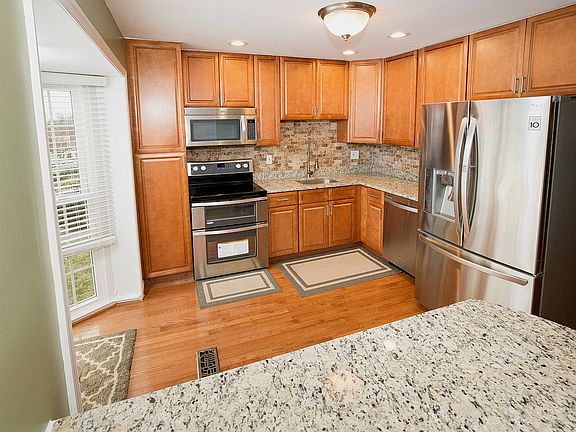 4th image of 4536 Pinecrest Heights Dr