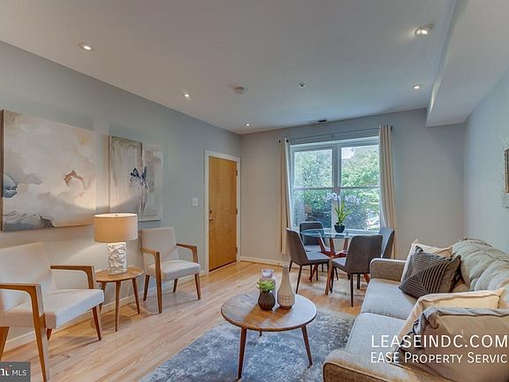 5th image of 1917 2nd St NE APT 102