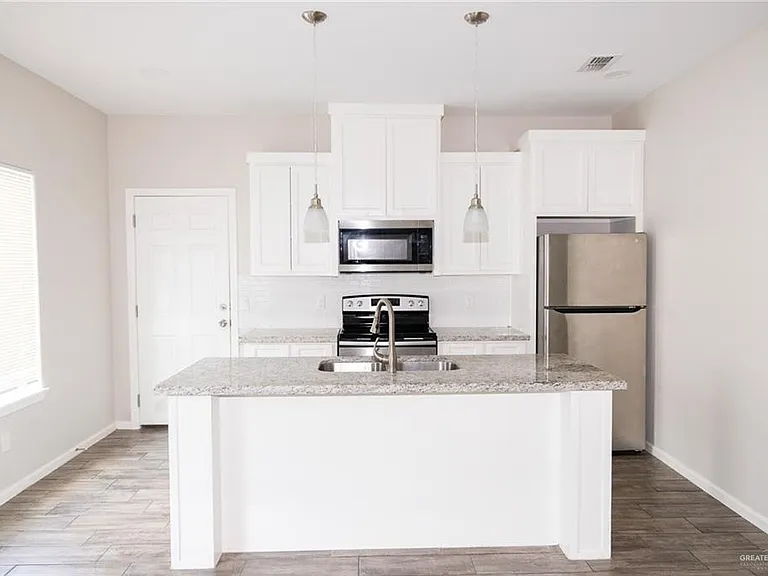 5808 Sandpiper Ave — Photo 6