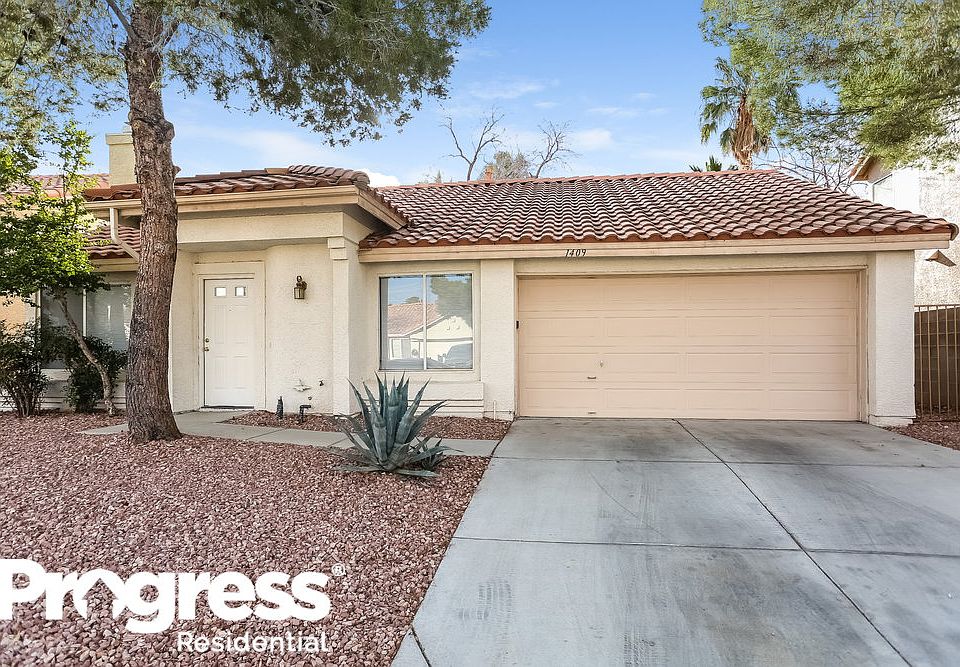 1st image of 1409 Desert Ridge Ave