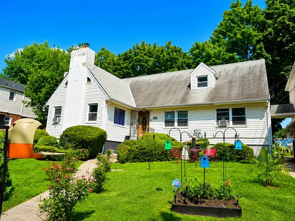 206 Winthrop Ave Floor 2, Elmsford, NY 10523