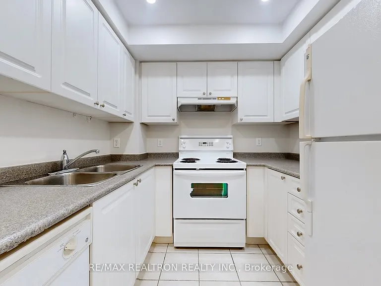 28 Olive Ave #1203 — Photo 11
