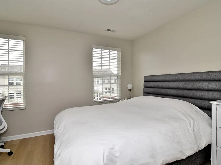 6470 Park Pointe Ct — Photo 38