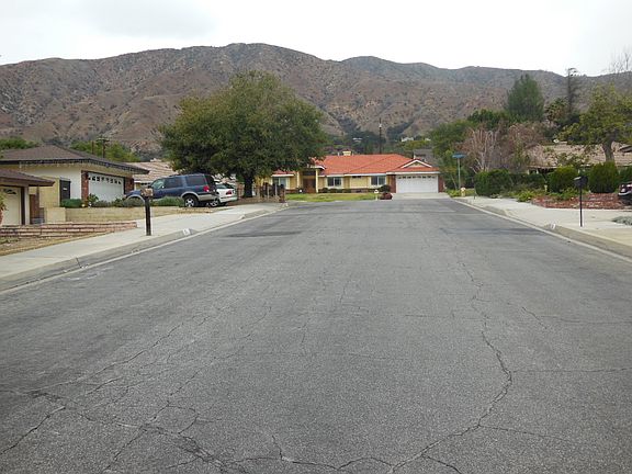 4th image of 617 N Bender Ave