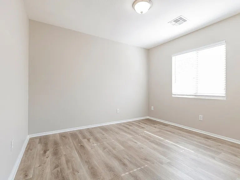 3834 E Longhorn Dr — Photo 13
