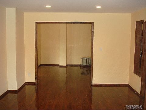 4th image of 133 Lakewood Ave