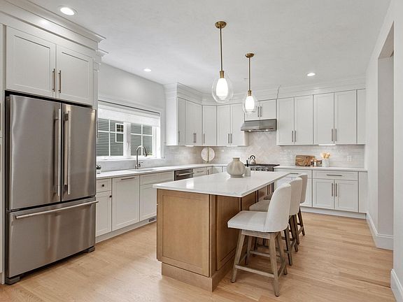 4th image of 14 Conifer Cir #3