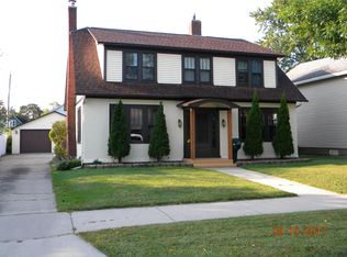 1517 Grant St, Marinette, WI 54143