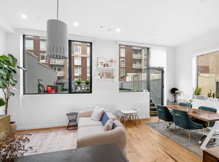 202 N 10th St #2, Brooklyn, NY 11211
