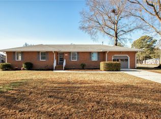 401 Whipporwill Ct, Colonial Heights, VA 23834