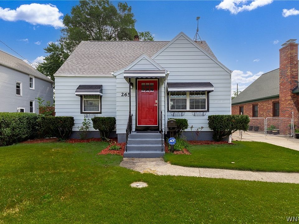 1st image of 265 University Ave