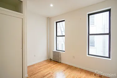 Rented by City Connections Realty