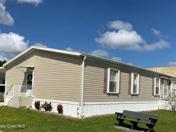 264 Holiday Park Blvd NE, Palm Bay, FL 32907