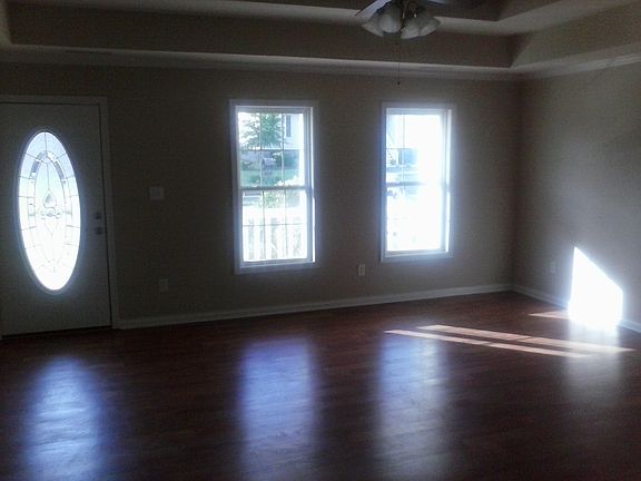 5th image of 1135 Angelica St