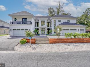 104 W Buckingham Dr, Rehoboth Beach, DE 19971