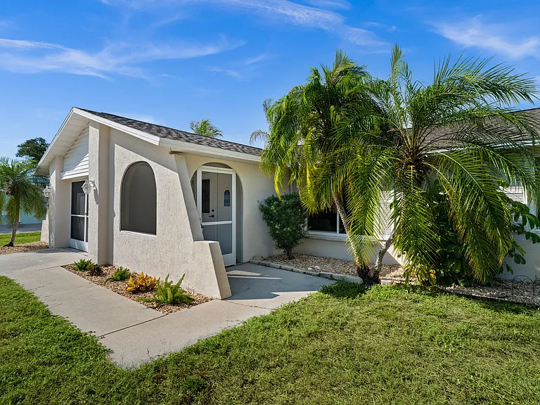 4221 Triton Rd — Photo 3