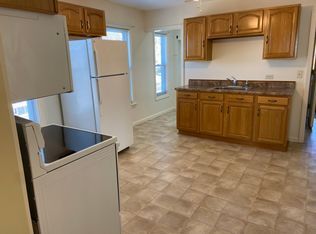 1025 Millbury St FLOOR 3, Worcester, MA 01607