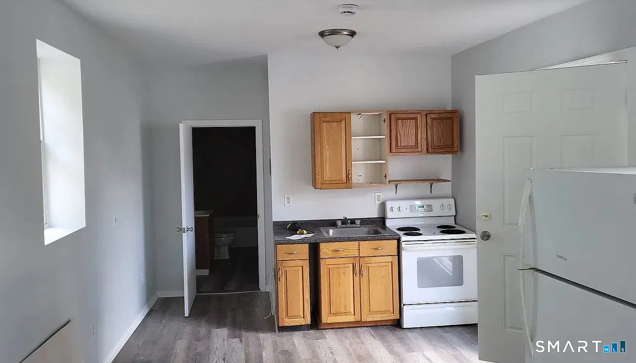 Studio, 1.0 bath, 500 sqft, $950 — Photo 1