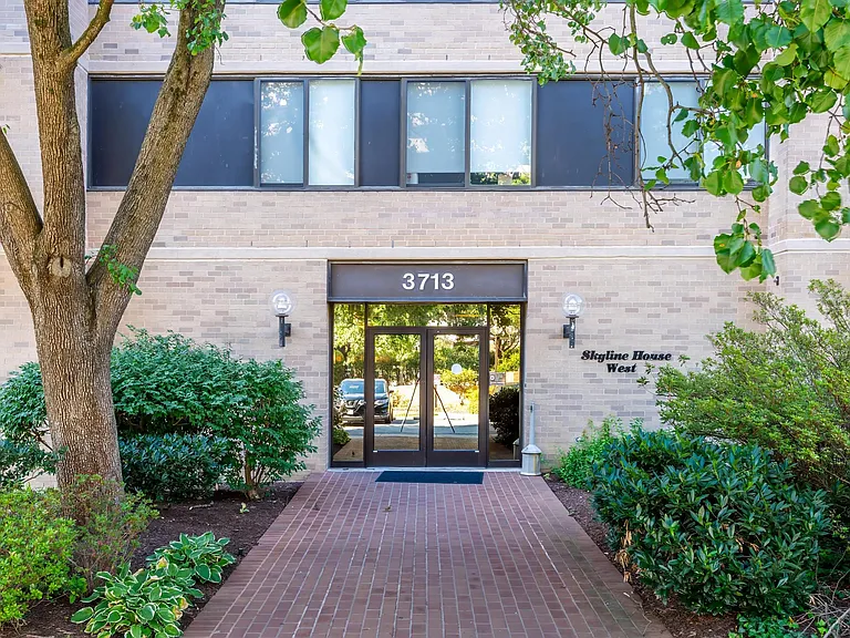 3713 George Mason Dr #1604 — Photo 31