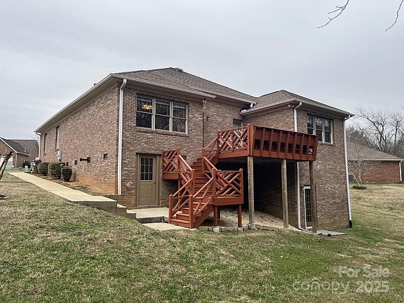 2nd image of 506 Birmingham Ct