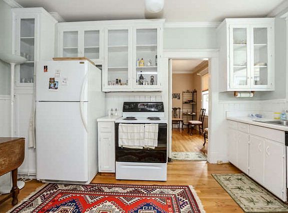 3rd image of 2727 Henry St