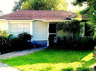 228 W Loma Alta Dr, Altadena, CA 91001