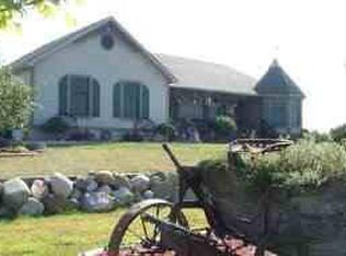 11502 E Davison Rd, Davison, MI 48423