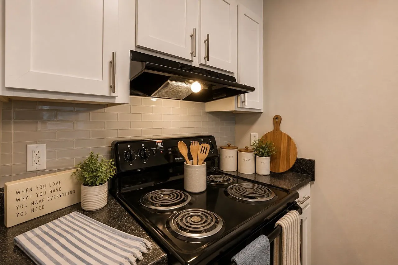 Huntersville Apartment Homes — Photo 2