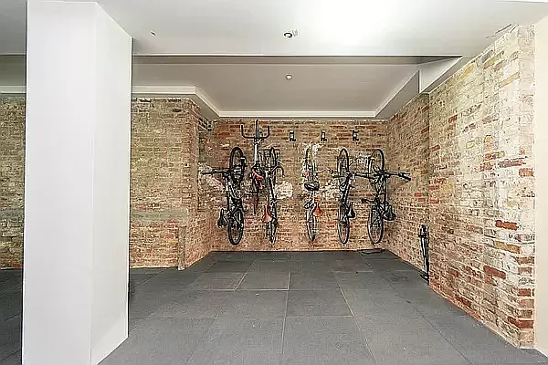 Rented by Jacquelyn 327 LLC | media 6