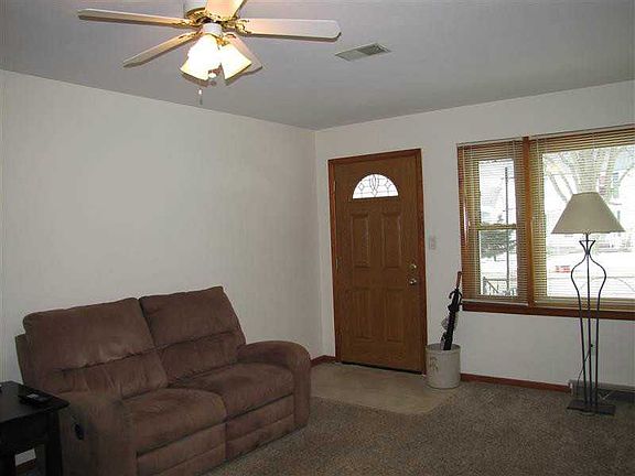 2nd image of 514 Louden St