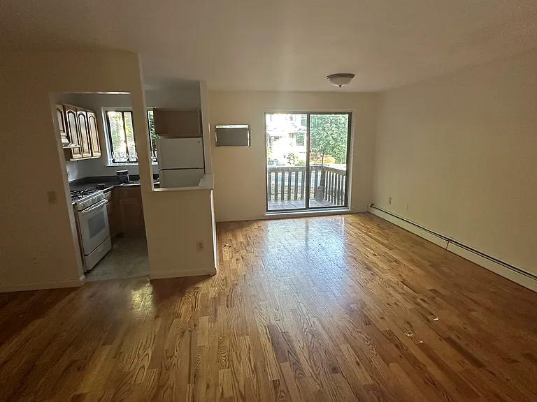 37 Odell Ave #2C — Photo 2