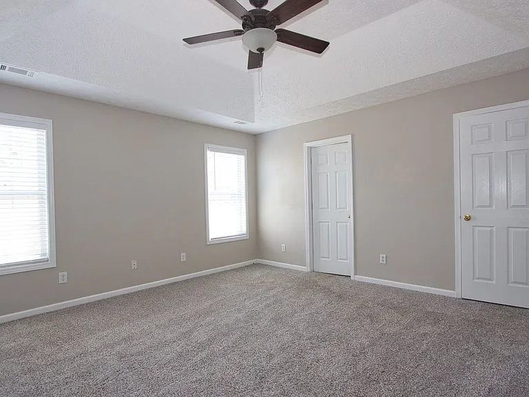 3292 Shady Valley Ct — Photo 29