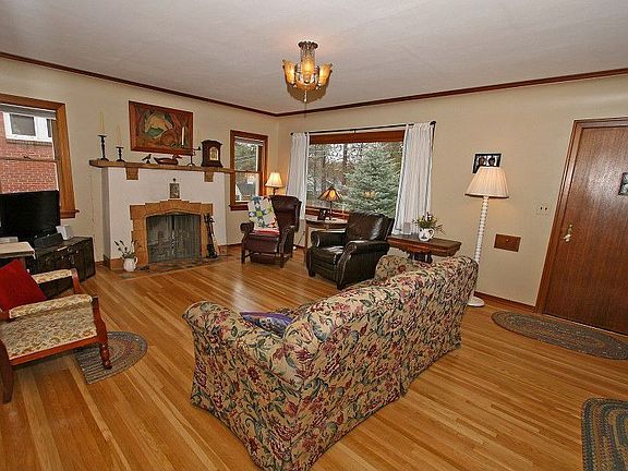 4th image of this home