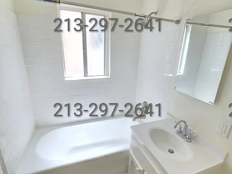 118 S Lake St #3 — Photo 11
