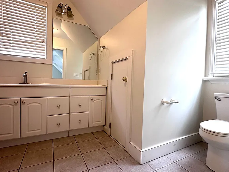 14 Elizabeth St #5 — Photo 19