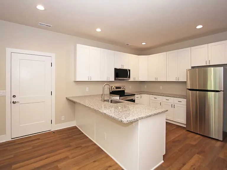 841 W Burnham St #1 — Photo 7