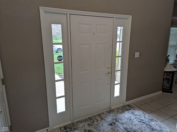 3rd image of 561 Prince Dr