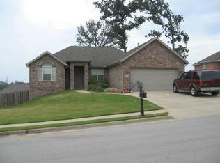 440 Halleck Coach Rd, Centerton, AR 72719