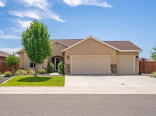 2830 Calaveras Ct, Redding, CA 96002