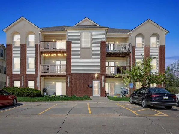 805 Blue Sky Dr Unit 301, North Liberty, IA 52317