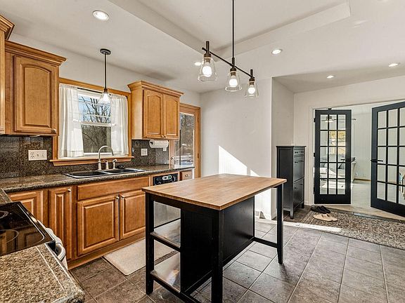 5th image of 15613 West Riviera DRIVE