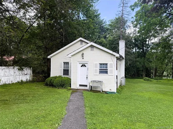 42 Eagle Street, Monroe, NY 10950