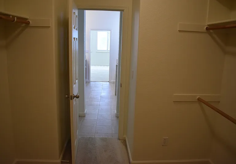 2261 Pillsbury Rd — Photo 25