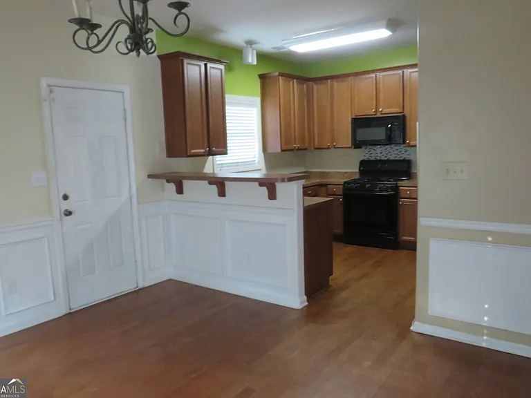 2718 Rocky Ct S — Photo 14
