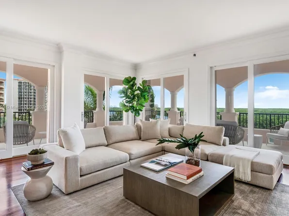 13645 Deering Bay Dr APT 154, Coral Gables, FL 33158