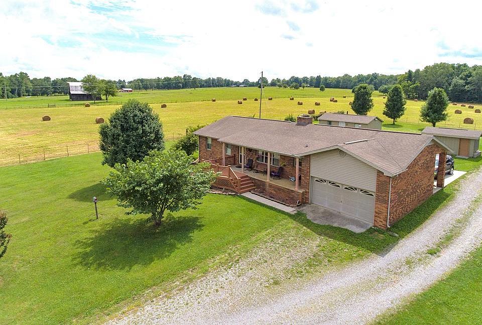 1974 Clint Lowe Rd, Crossville, TN 38572 Zillow