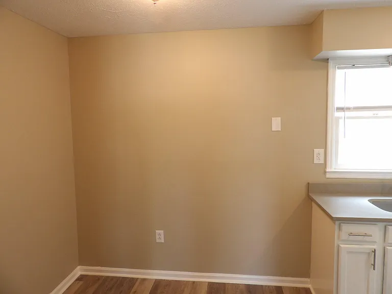 902 Plaza Dr #5 — Photo 21
