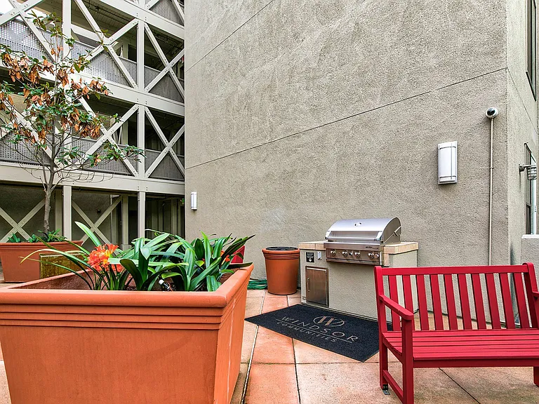 Courtyard with grilling area