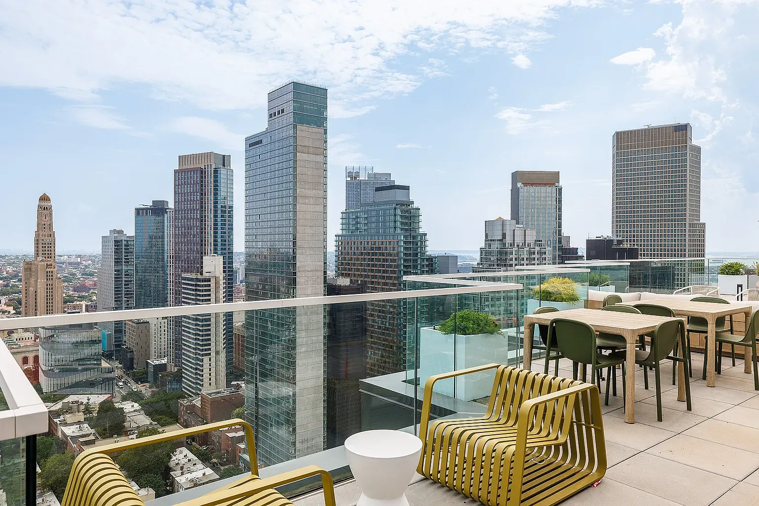 240 Willoughby Street — Photo 3